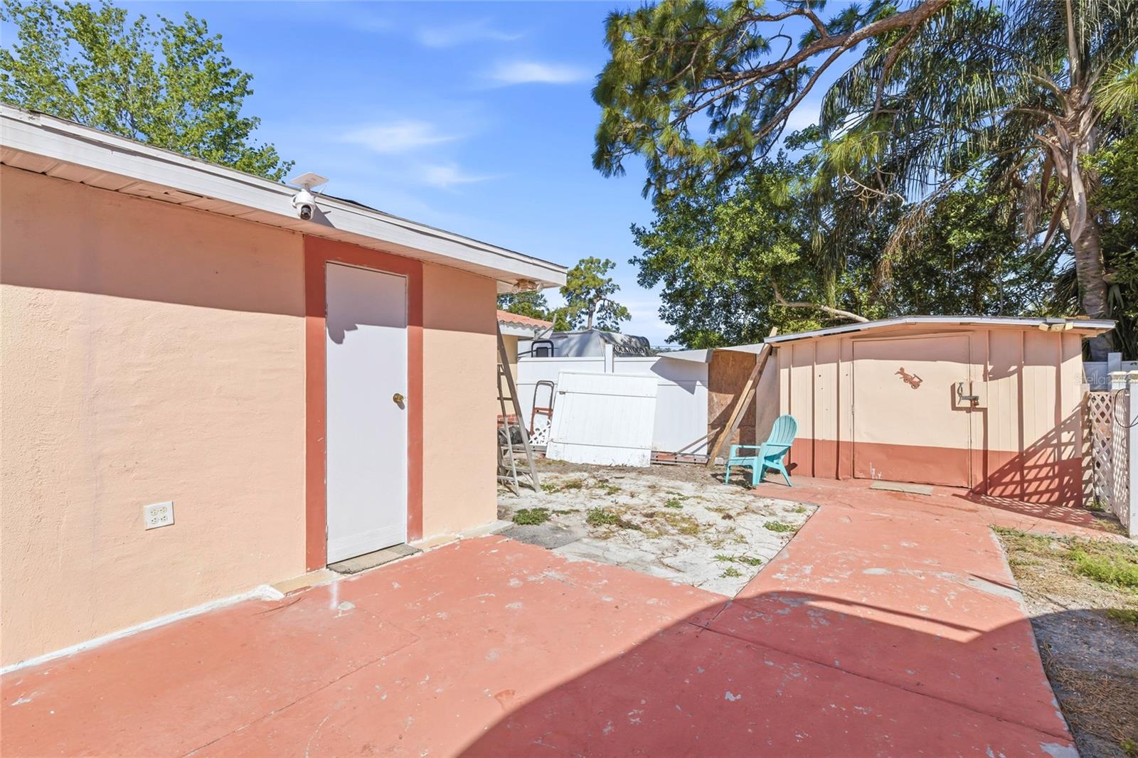 LAKEWOOD VILLAS - Residential