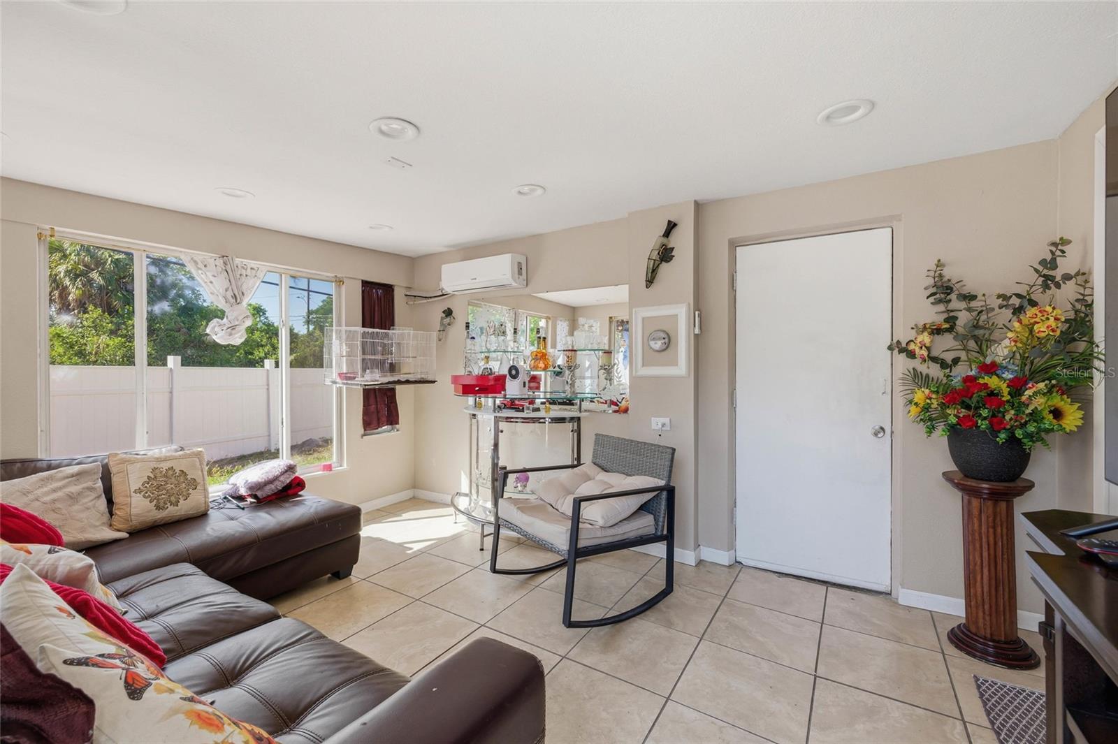 LAKEWOOD VILLAS - Residential