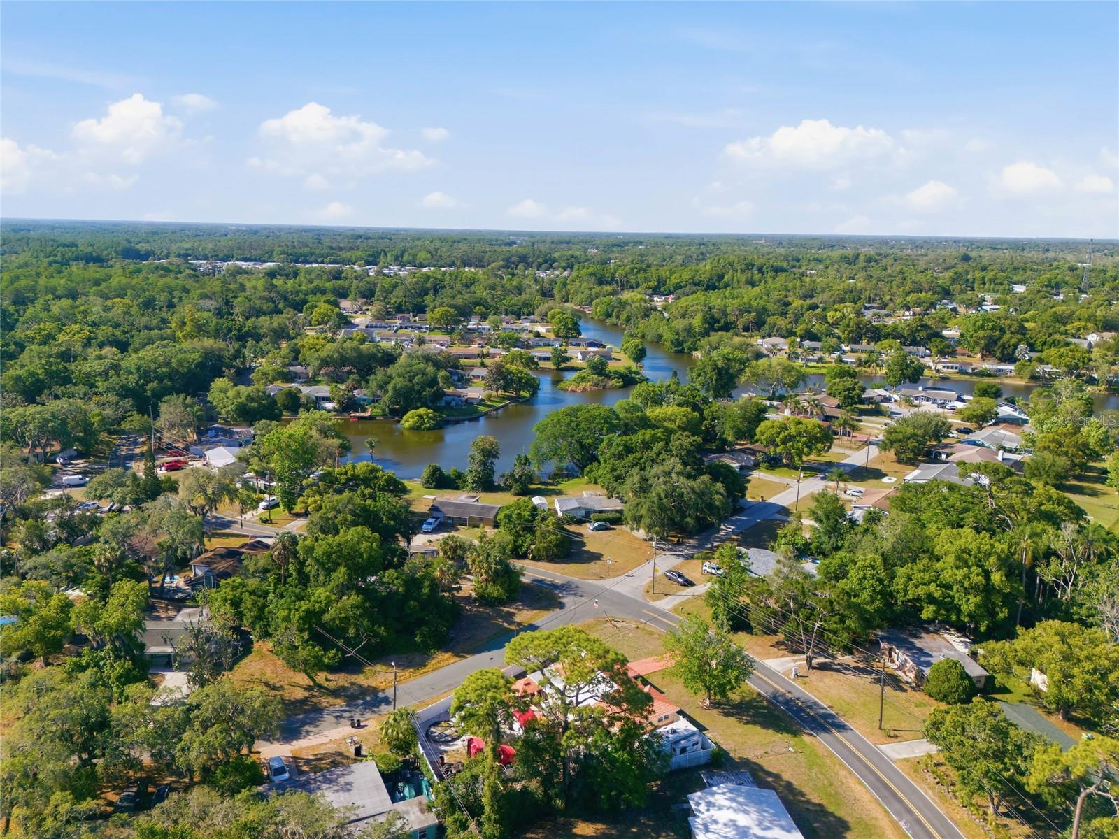 LAKEWOOD VILLAS - Residential