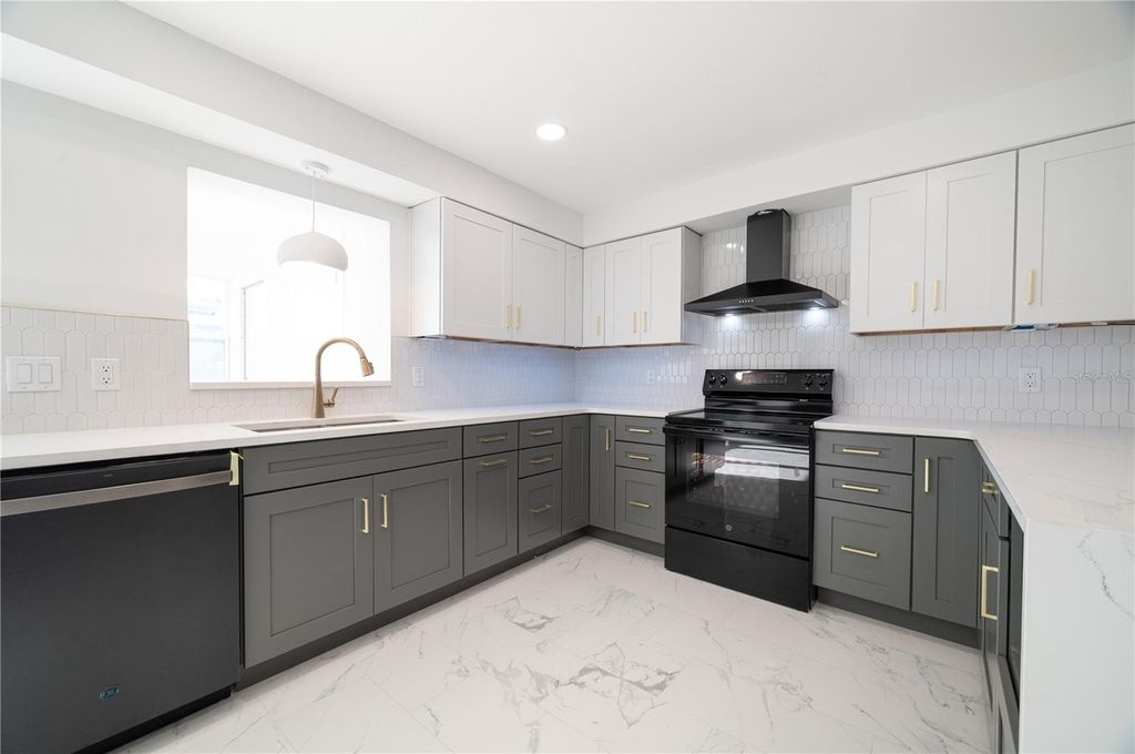 Photo of 1001 Eden Isle Boulevard NE #3, St Petersburg, FL 33703 (MLS # TB8444493)