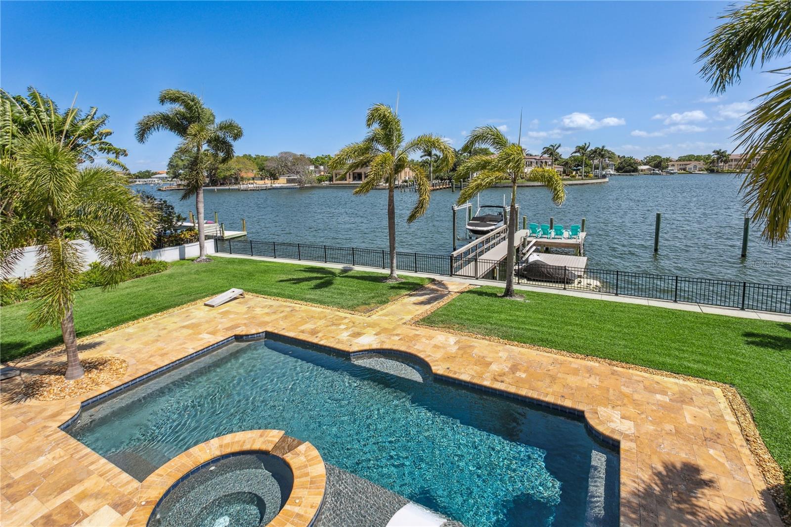 SNELL ISLE BRIGHTWATERS UNIT G - Residential