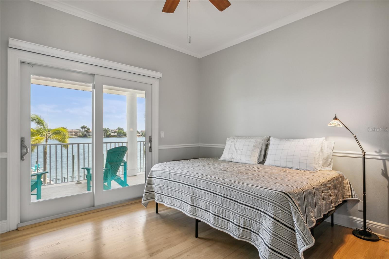 SNELL ISLE BRIGHTWATERS UNIT G - Residential