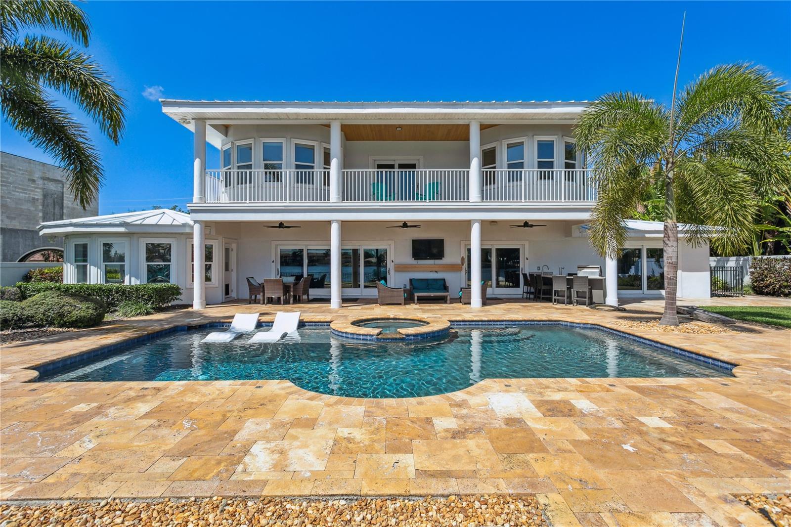 SNELL ISLE BRIGHTWATERS UNIT G - Residential