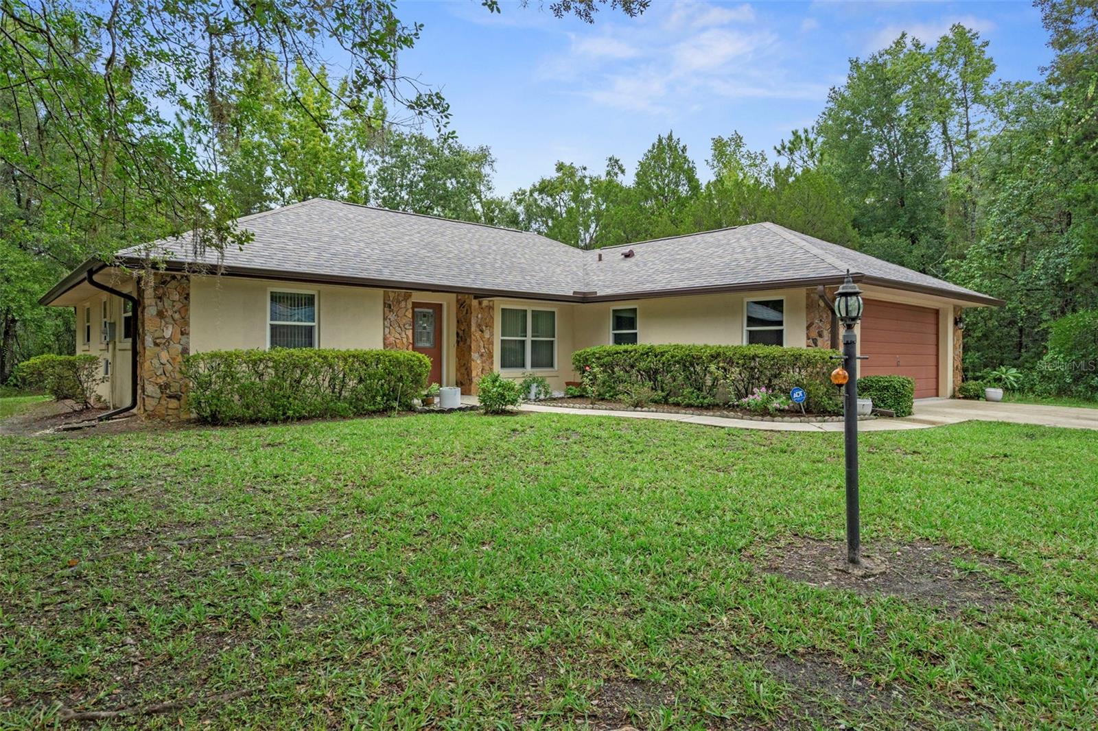 Welcome to this beautifully updated 3-bedroom, 2-bathroom home nestled on a spacious 0.30-acre lot in a desirable homes-only subdivision. Enjoy peace and privacy with a lush greenbelt directly behind the property—no rear neighbors!
Inside, the open-concept layout features a stylish kitchen with ample cabinetry, modern finishes, and a large countertop island perfect for casual dining and entertaining guests. The home offers a comfortable and functional floorplan with updated touches throughout.
Don’t miss this opportunity to own a move-in ready home in a quiet, established neighborhood with natural surroundings and a great sense of community.