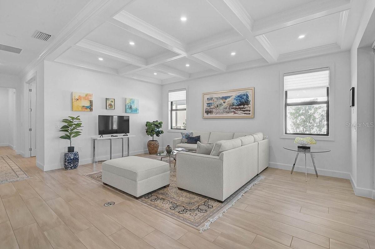 7710 SUMMERLAND COVE