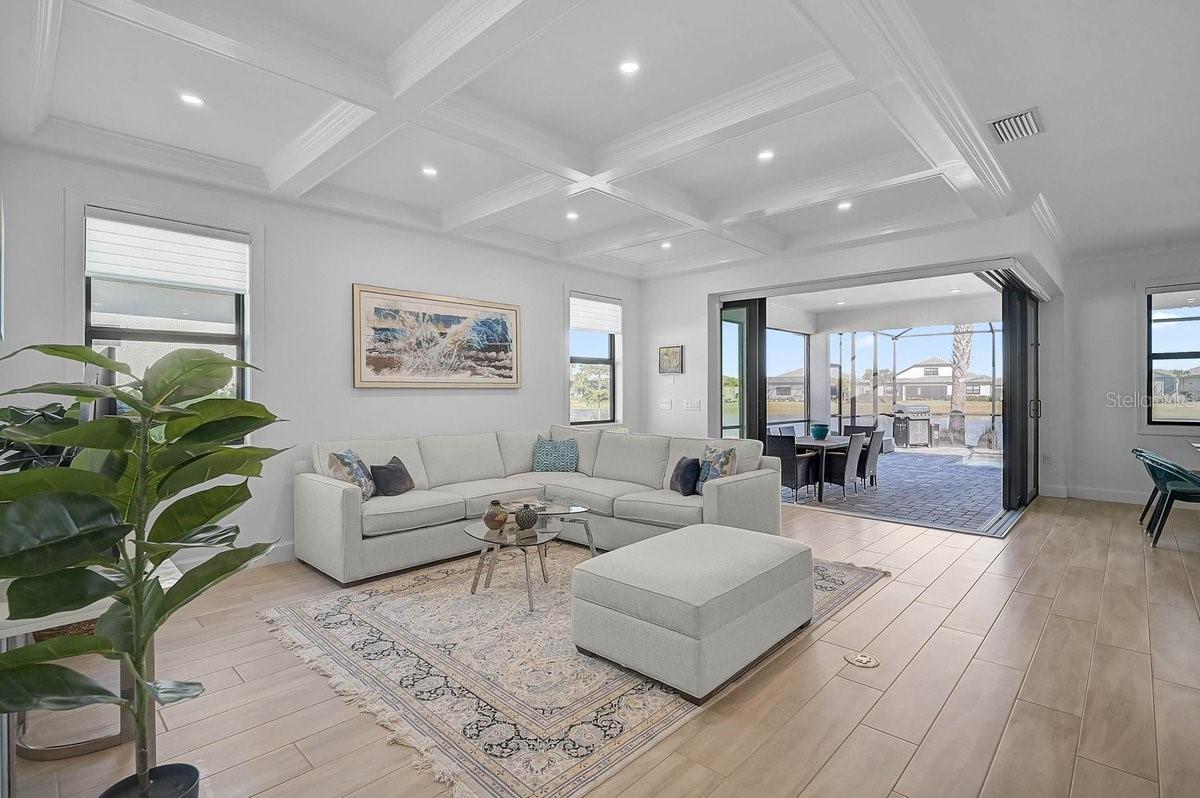 7710 SUMMERLAND COVE