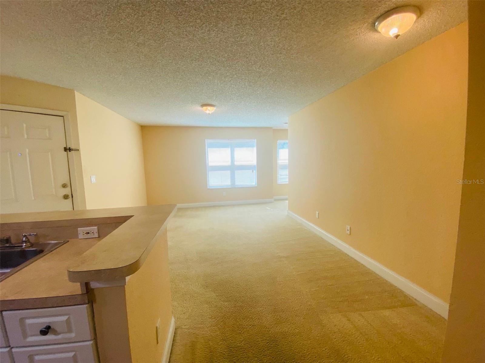 VENETIAN PLACE - Residential