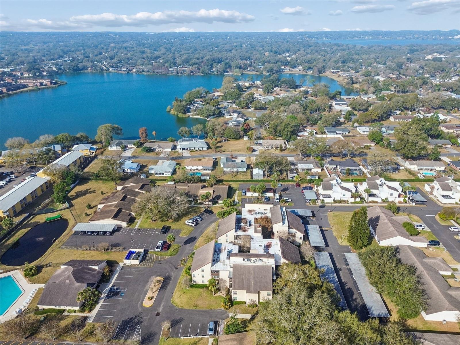 KIMBERLEA CONDO 02 - Residential