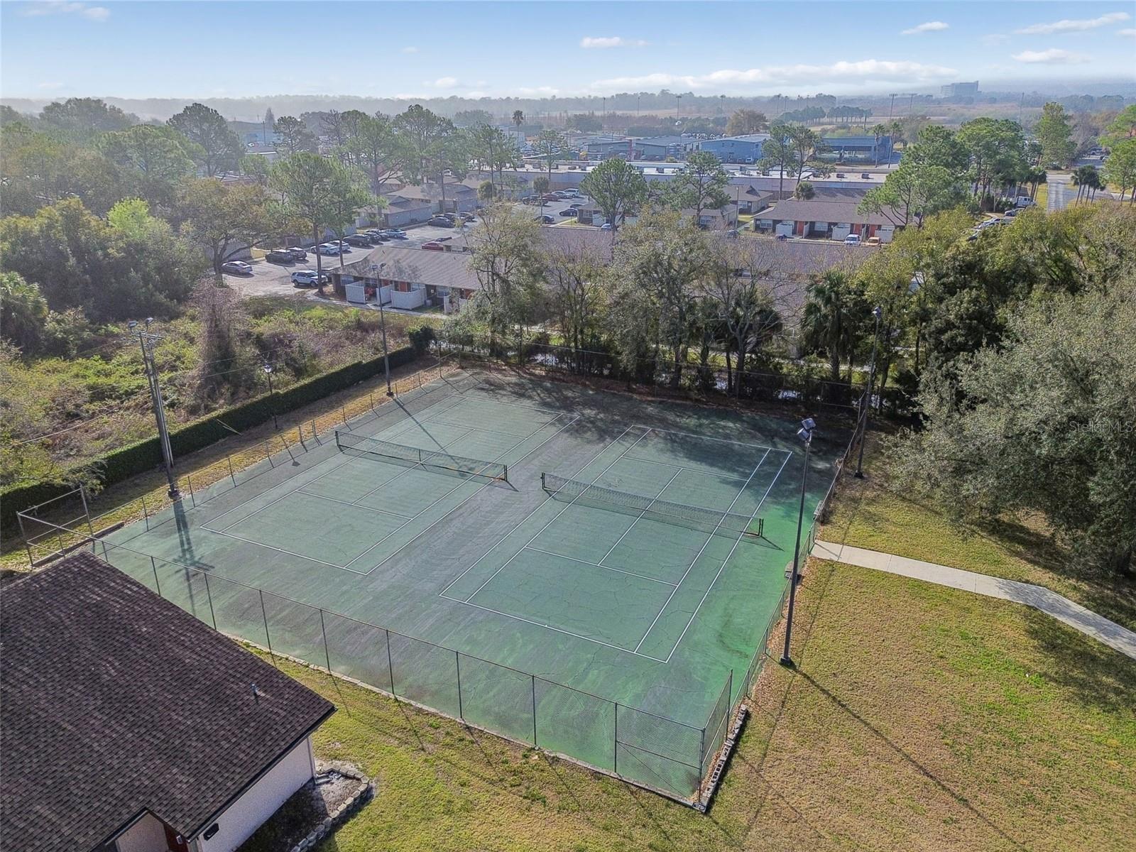 KIMBERLEA CONDO 02 - Residential