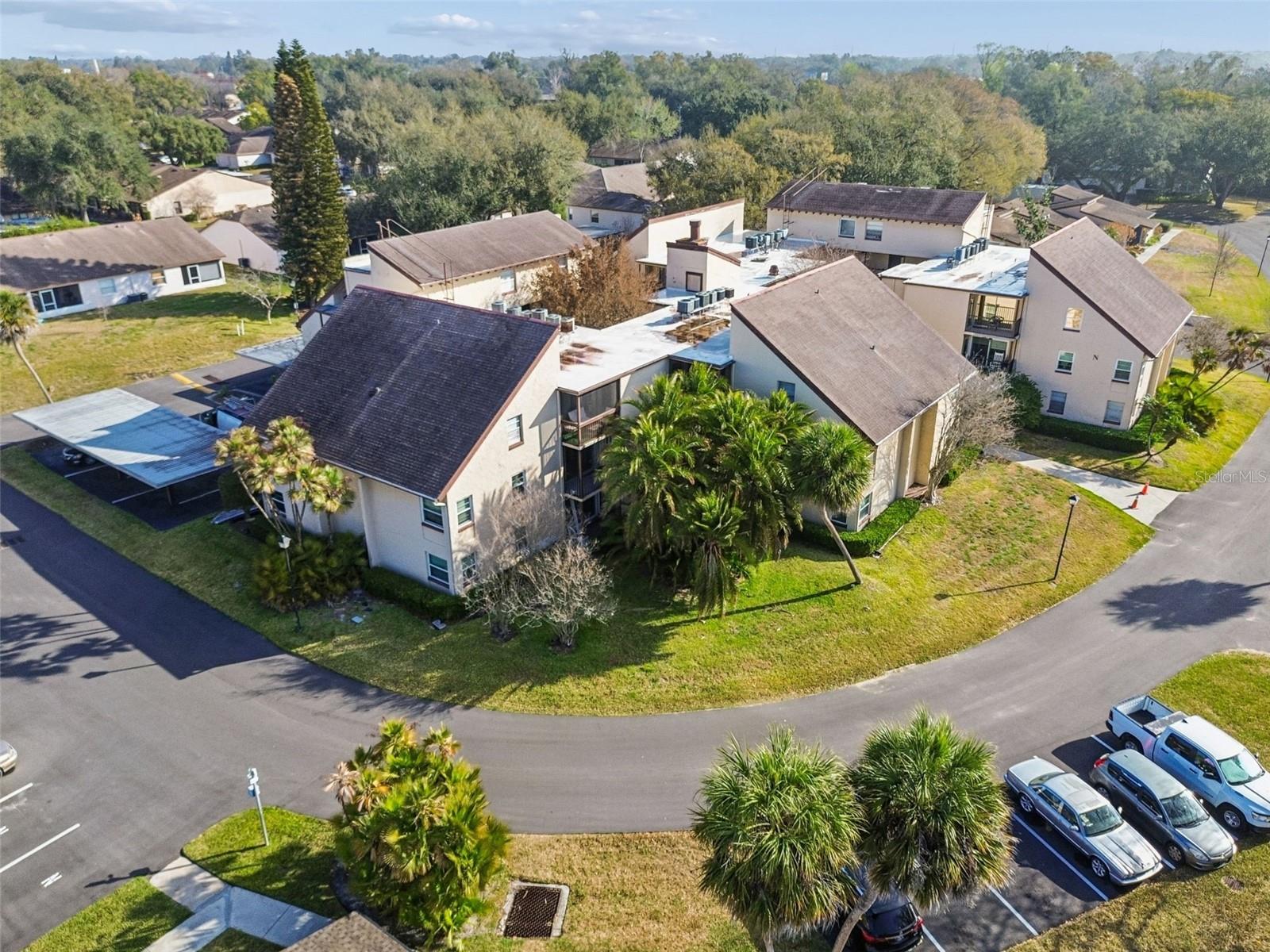 KIMBERLEA CONDO 02 - Residential