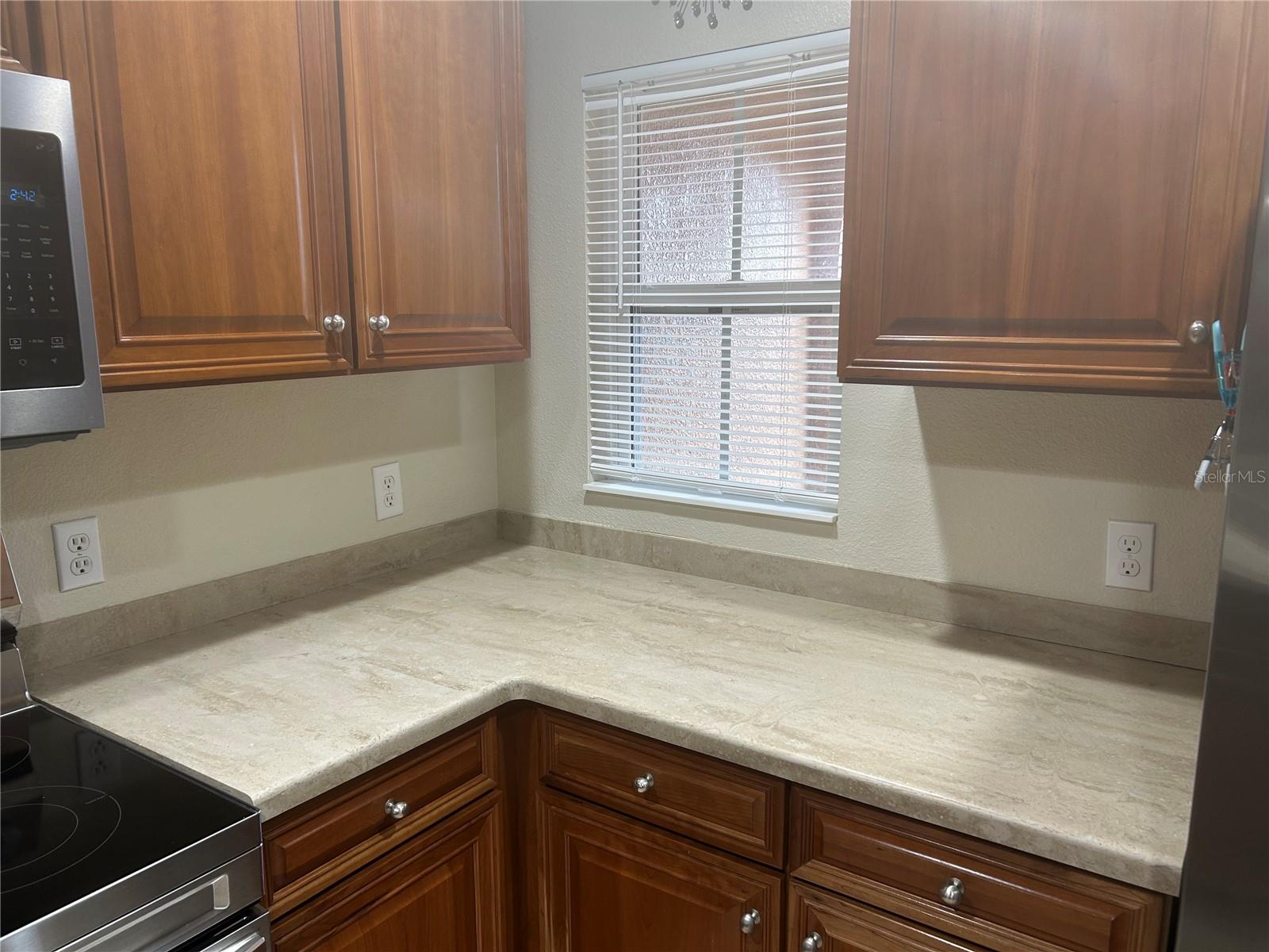 8841 WHITE SAGE LOOP
