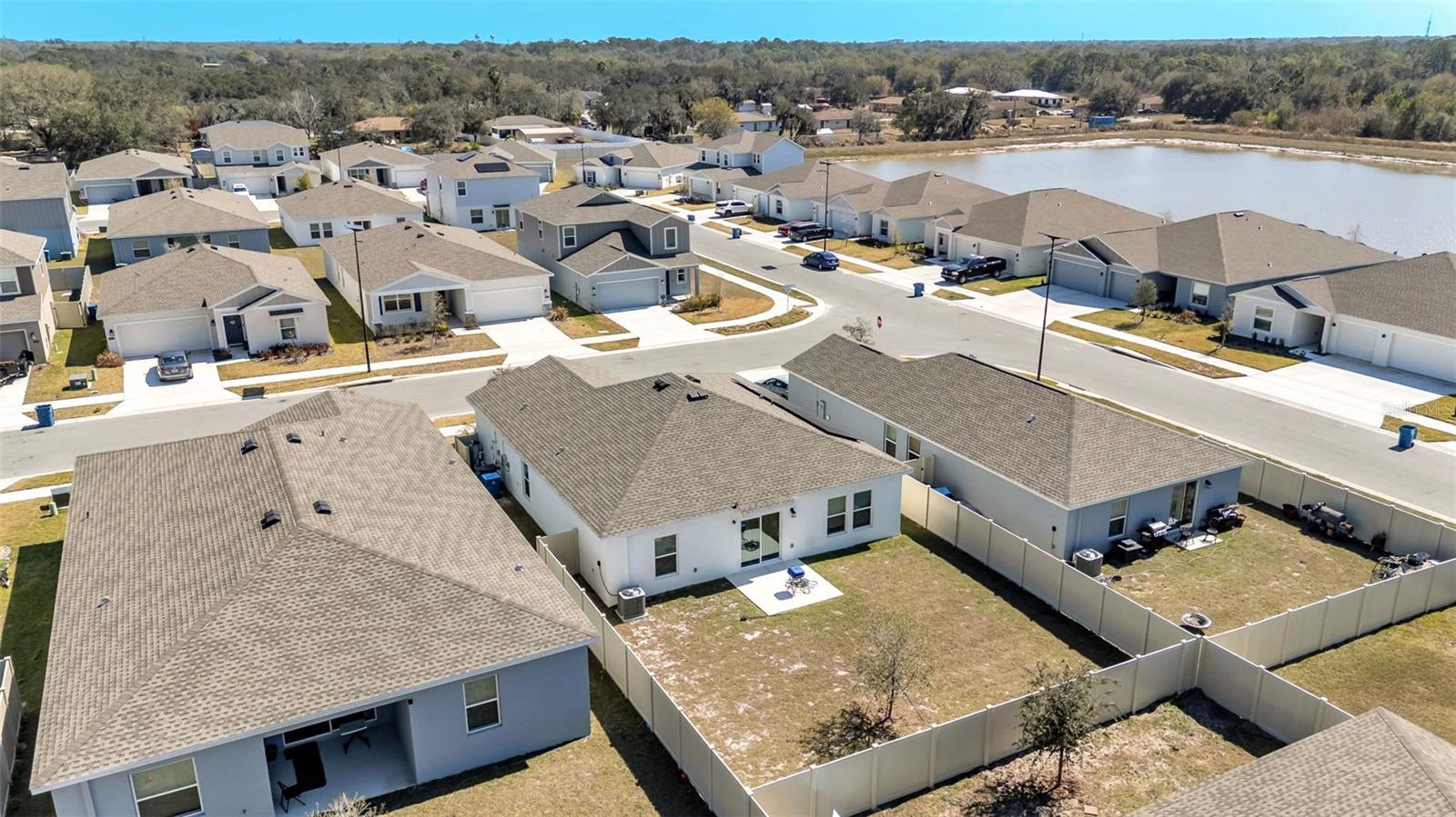 RANCHES/LK MCLEOD II - Residential