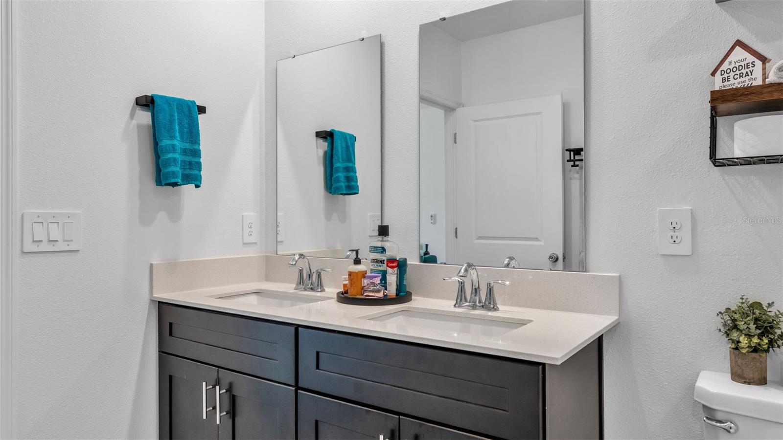 RANCHES/LK MCLEOD II - Residential