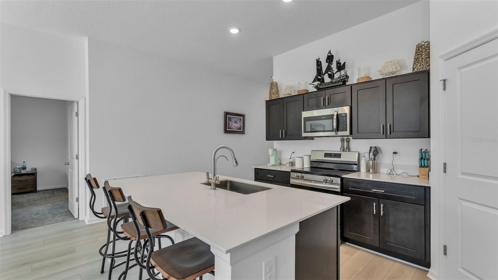 RANCHES/LK MCLEOD II - Residential