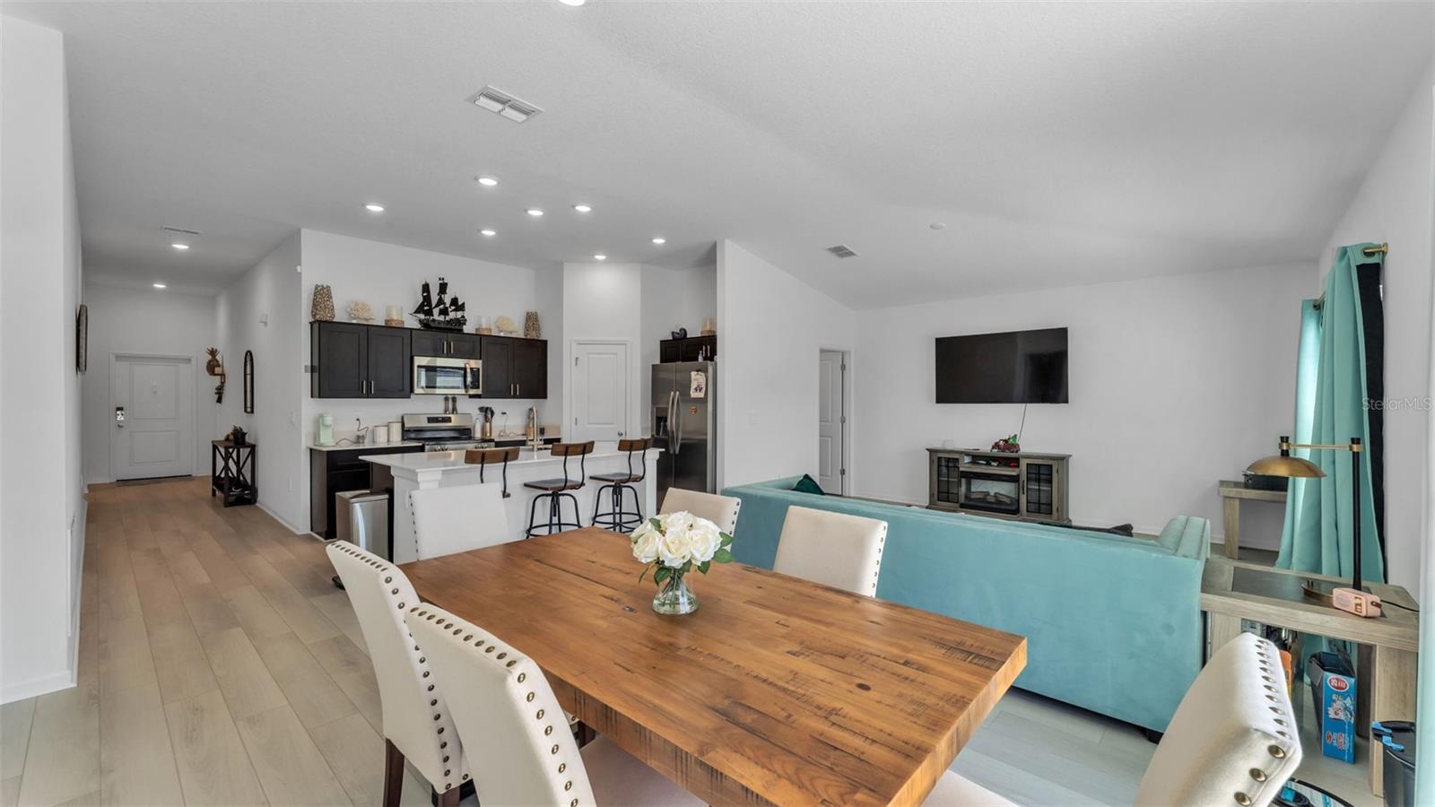 RANCHES/LK MCLEOD II - Residential