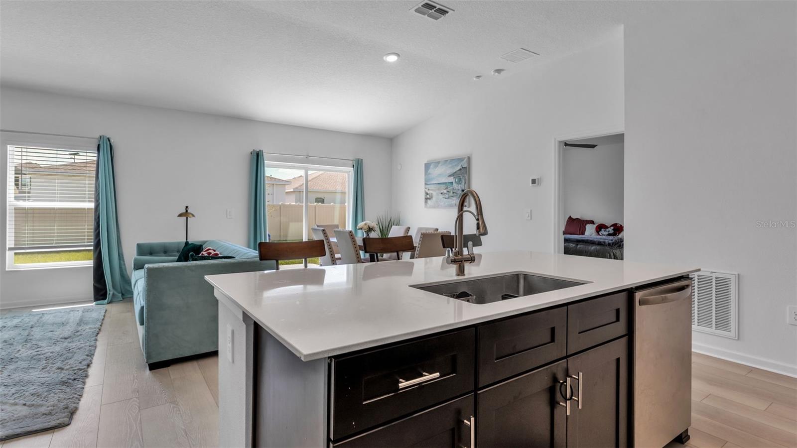 RANCHES/LK MCLEOD II - Residential