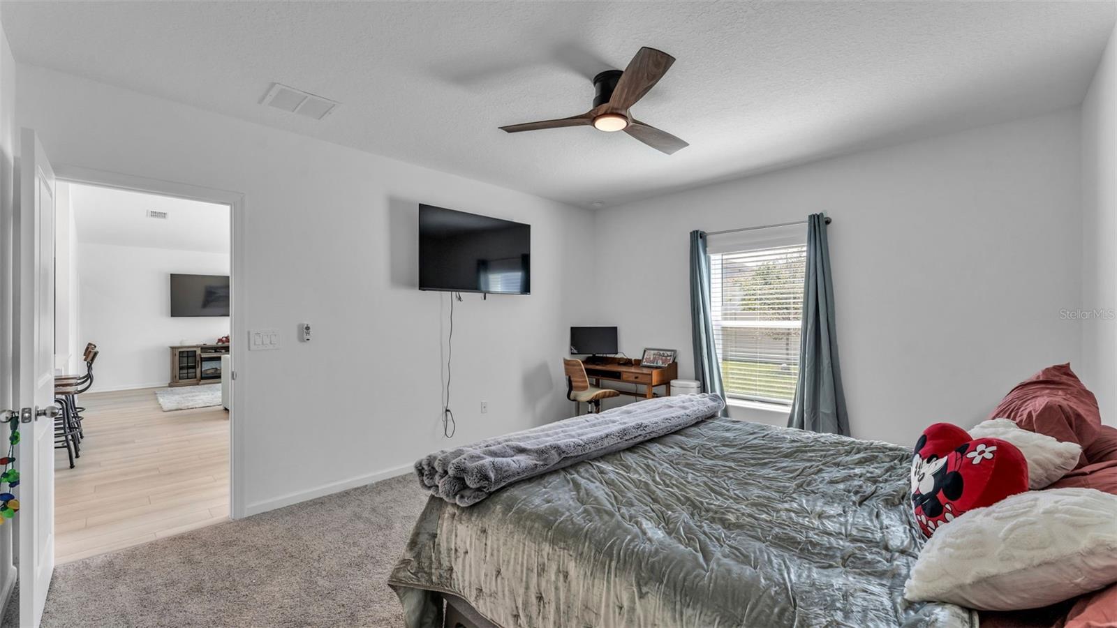 RANCHES/LK MCLEOD II - Residential