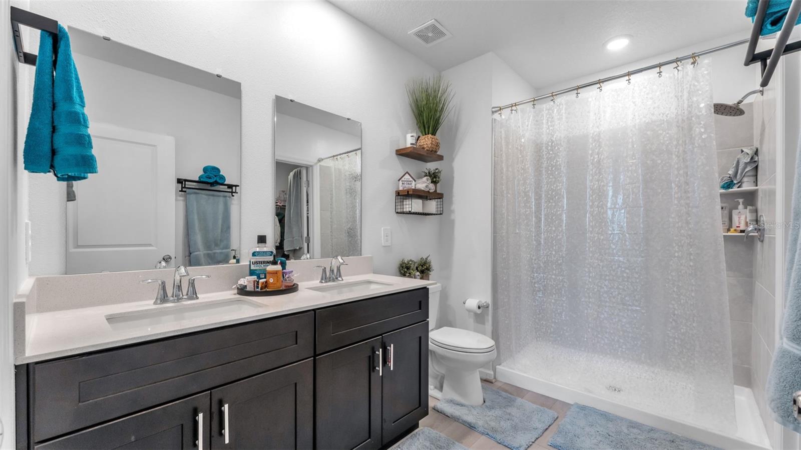 RANCHES/LK MCLEOD II - Residential