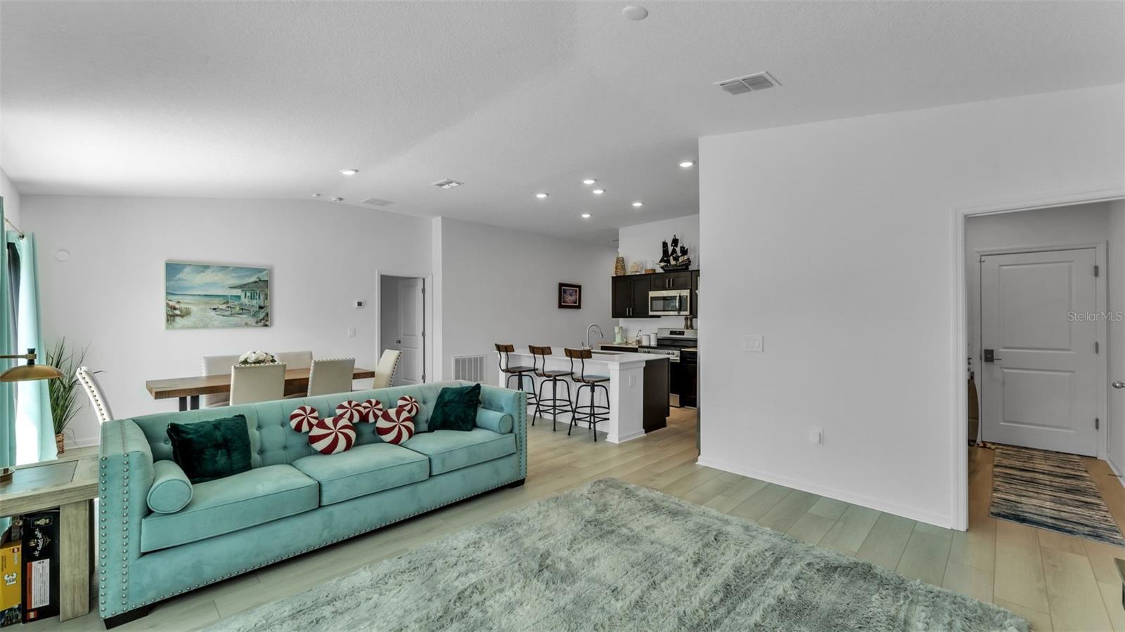 RANCHES/LK MCLEOD II - Residential