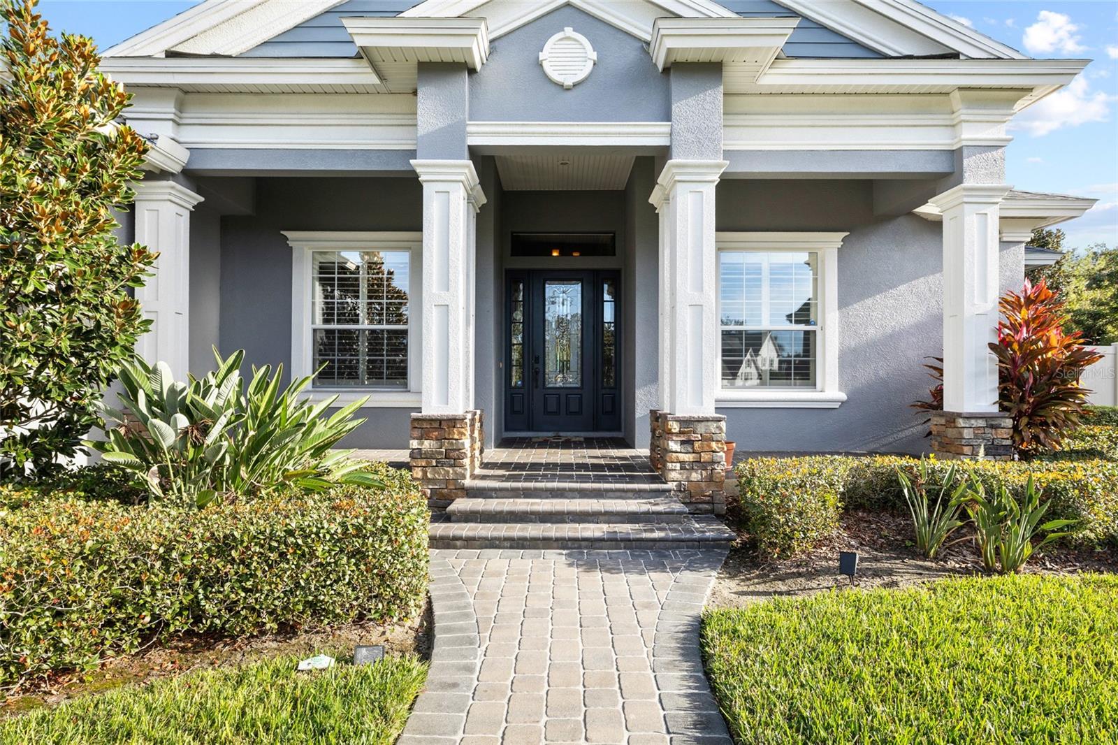 CRESCENT WOODS - Residential