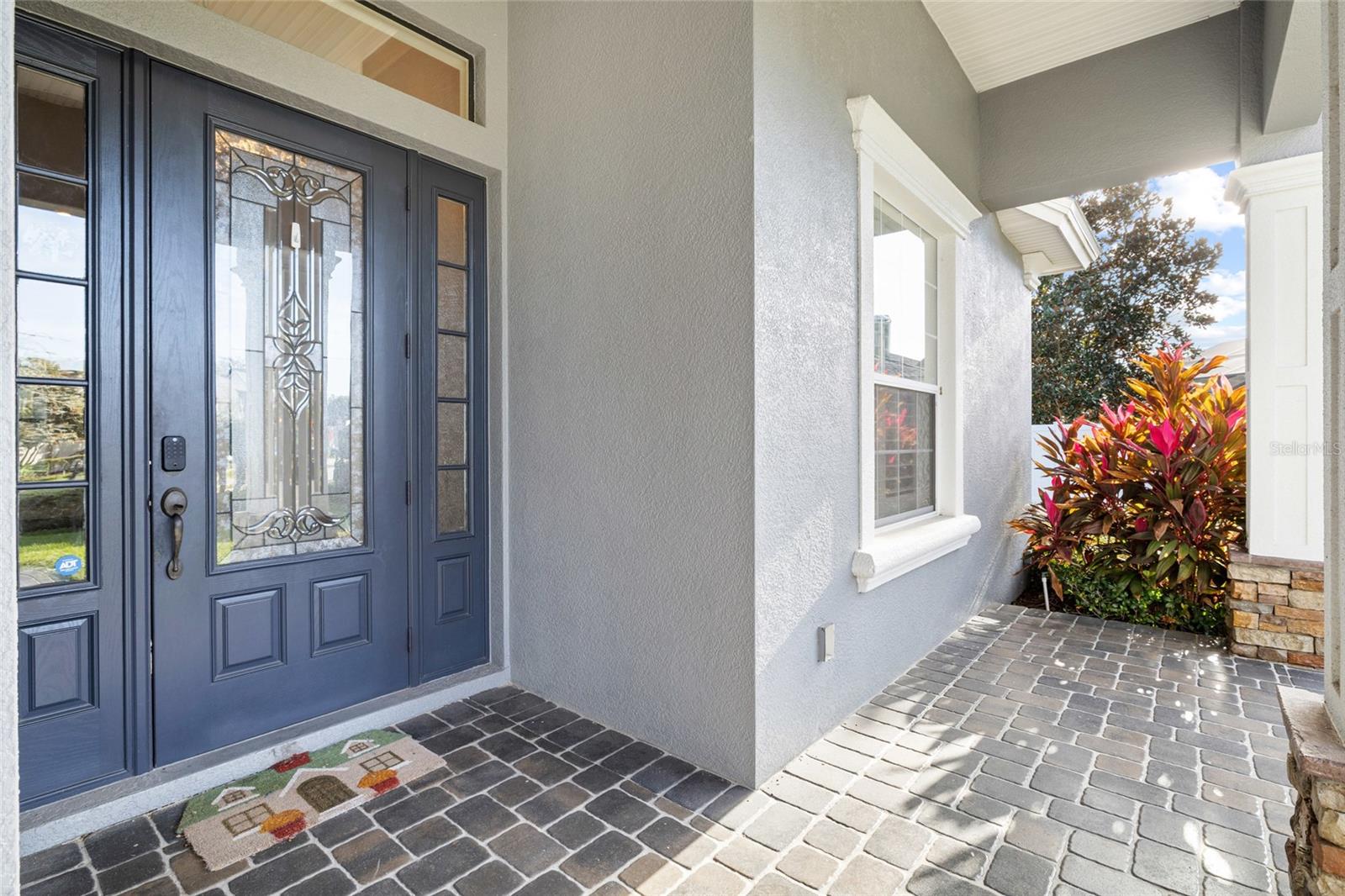 CRESCENT WOODS - Residential