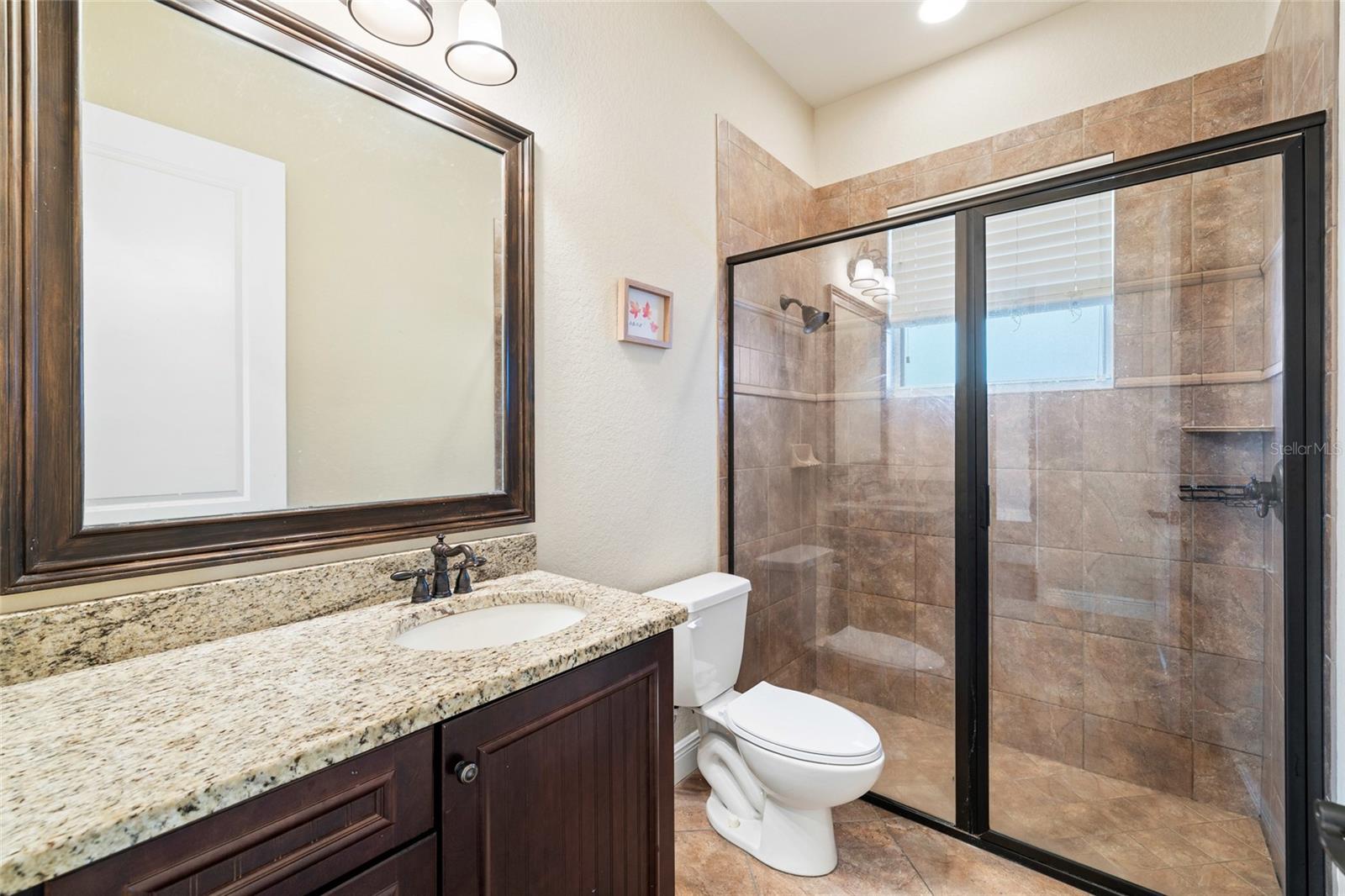 CRESCENT WOODS - Residential