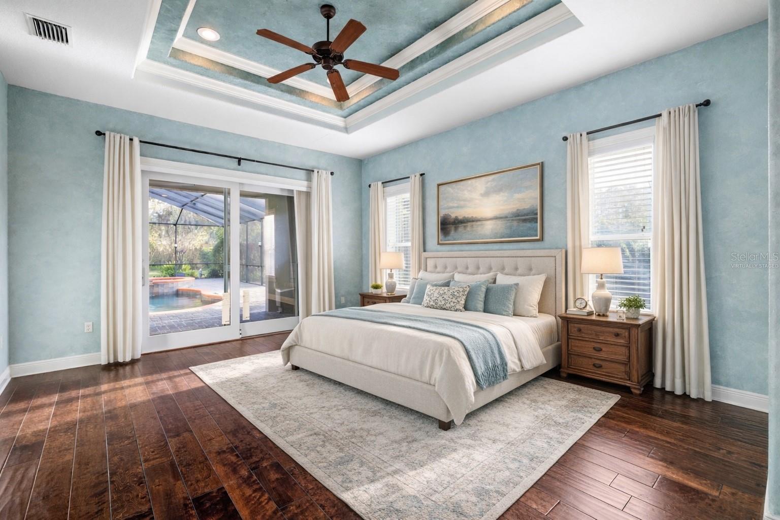 CRESCENT WOODS - Residential