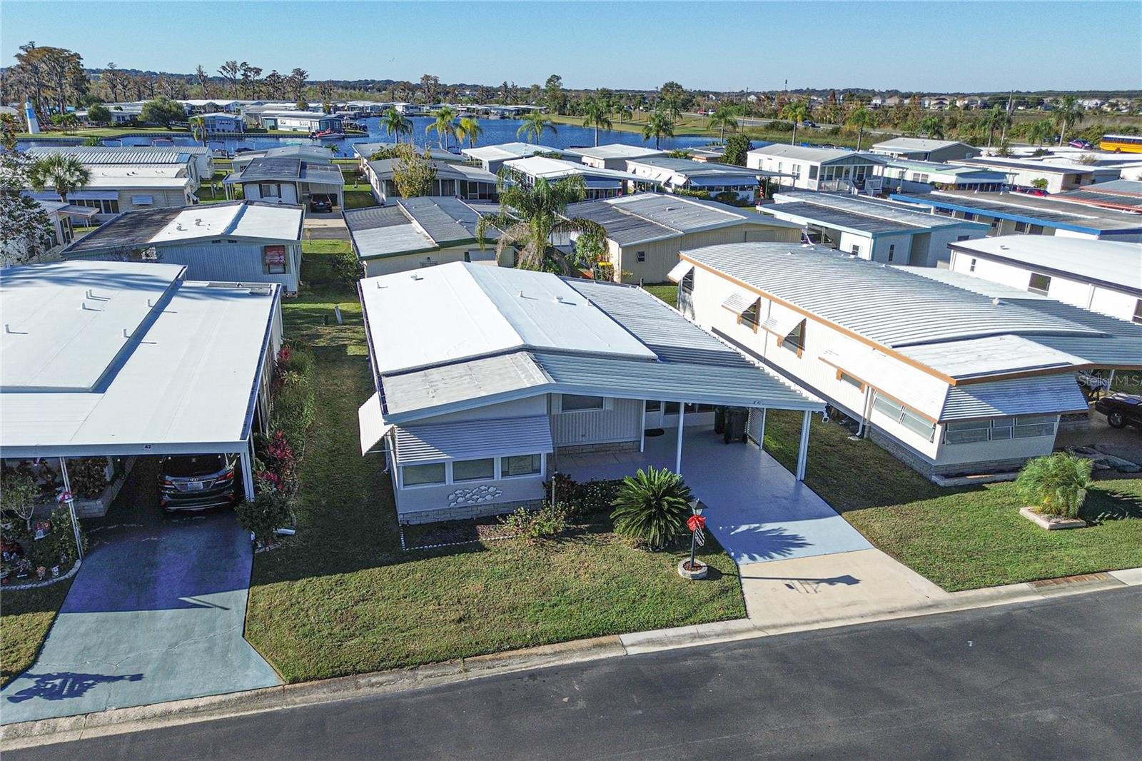 CLERMONT EMERALD LAKES CO-OP LT 01 - Residential