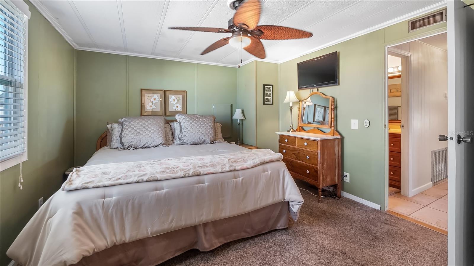 CLERMONT EMERALD LAKES CO-OP LT 01 - Residential