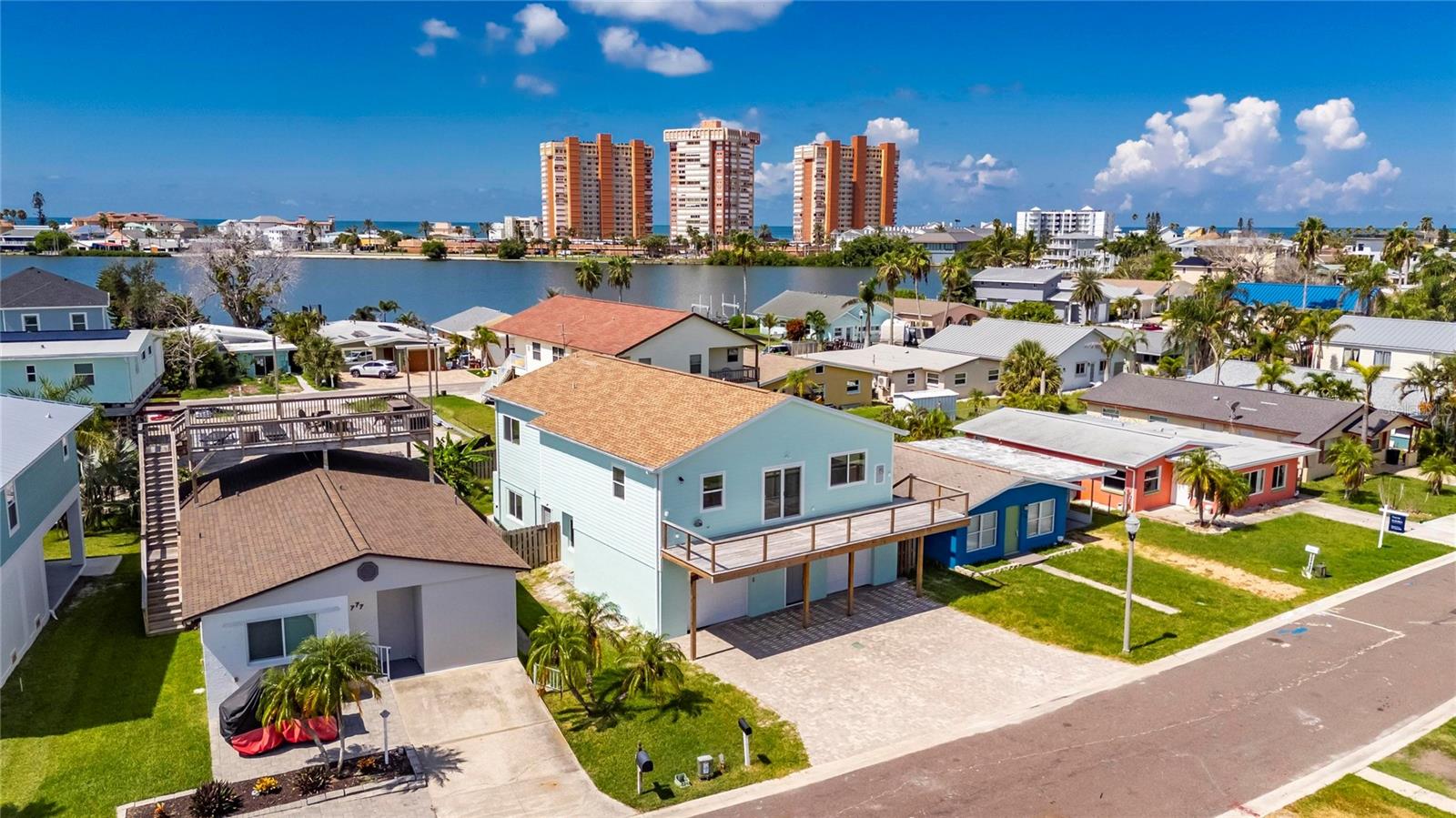 SURFSIDE SUB 4 - Residential
