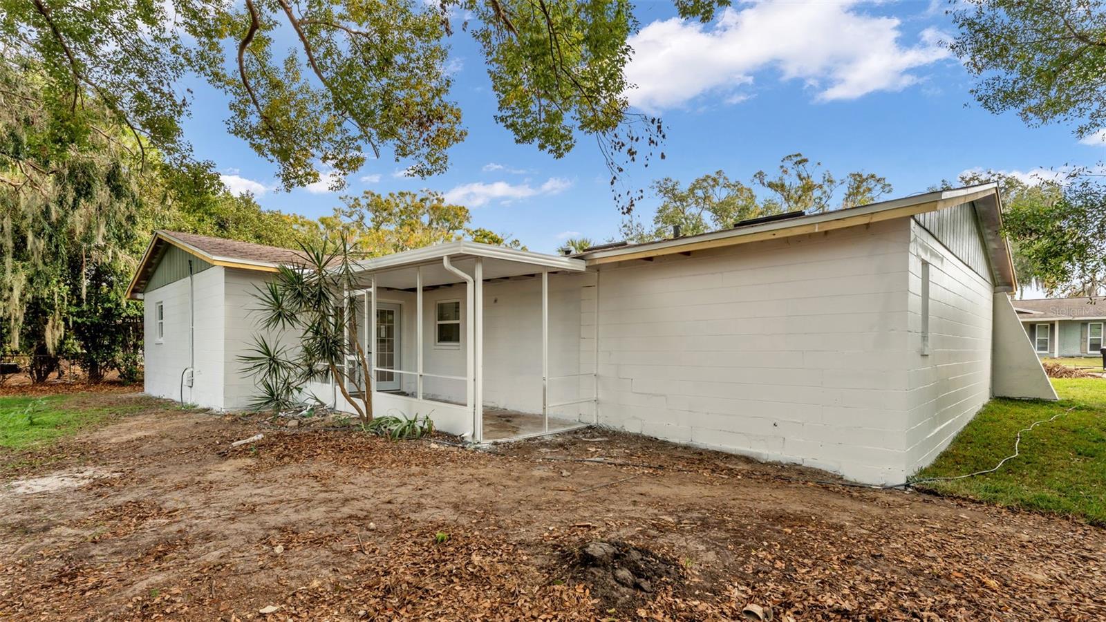 CHRISTINA SHORES - Residential