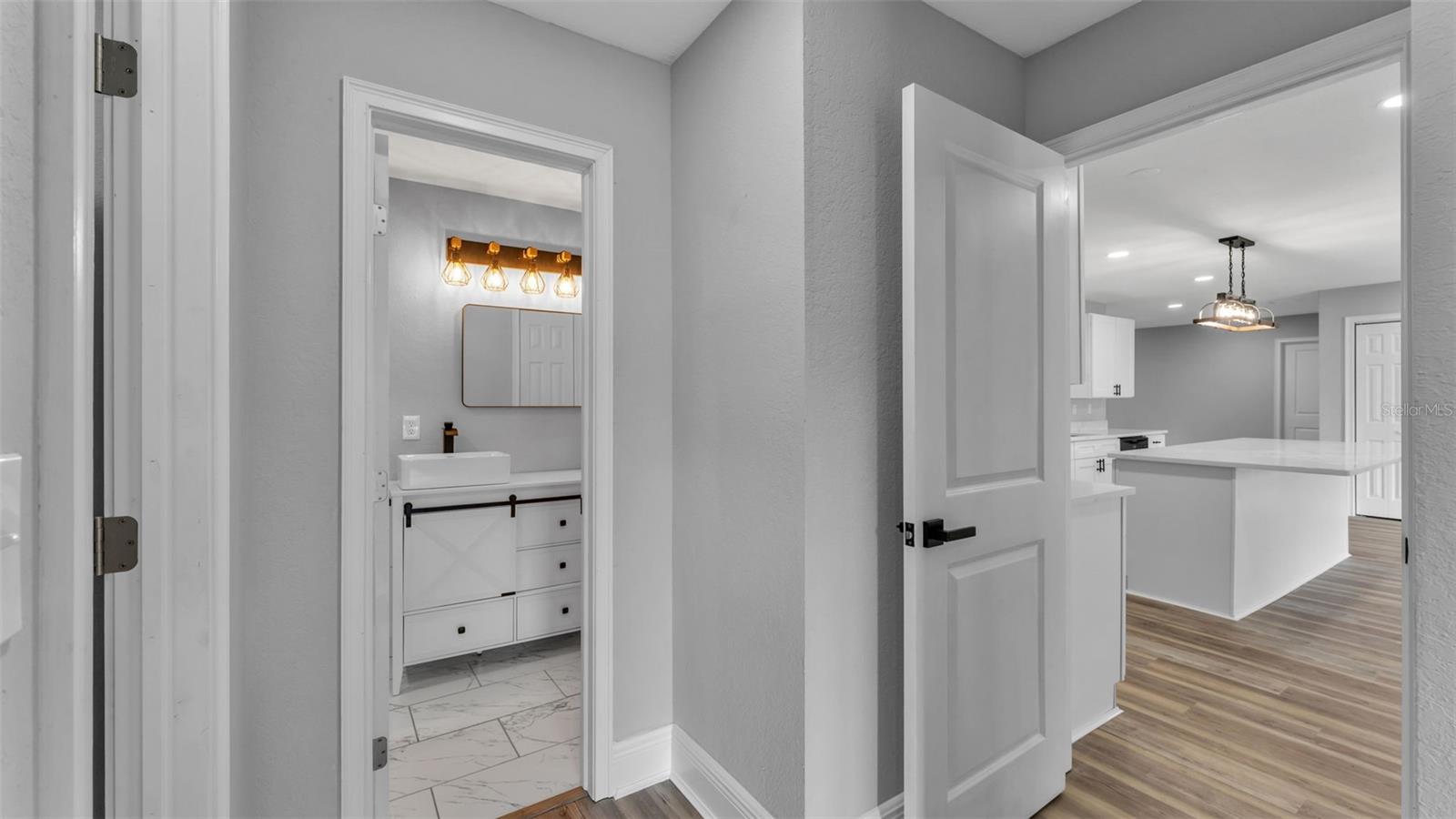 CHRISTINA SHORES - Residential