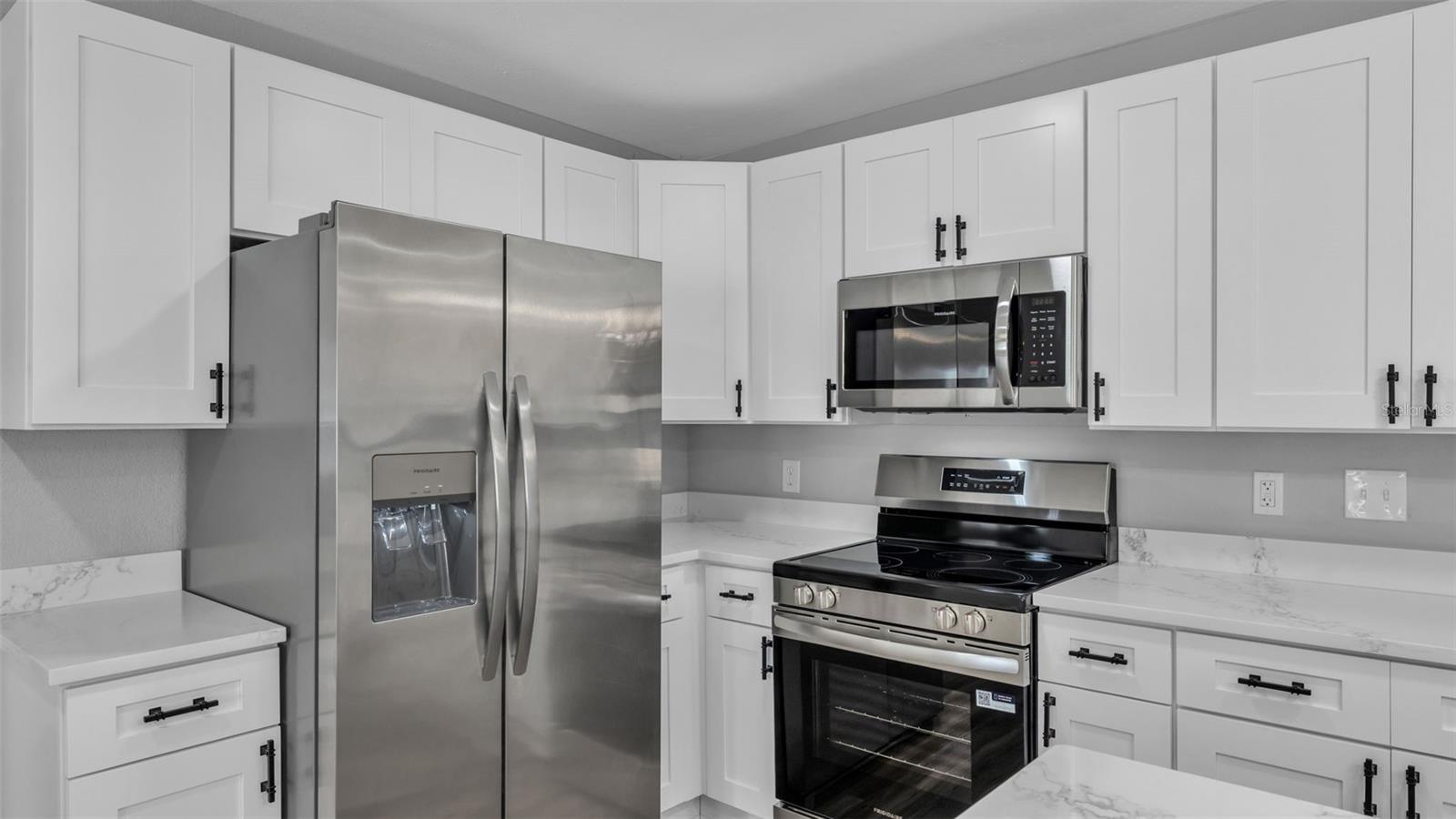 CHRISTINA SHORES - Residential