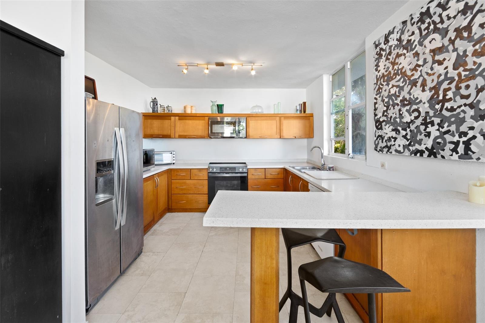 MONTEFLORES DEV - Residential Income