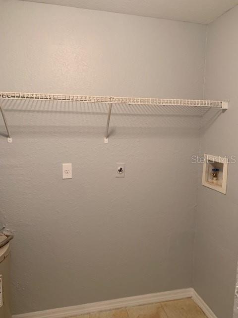 AZUR/METROWEST - Residential Lease