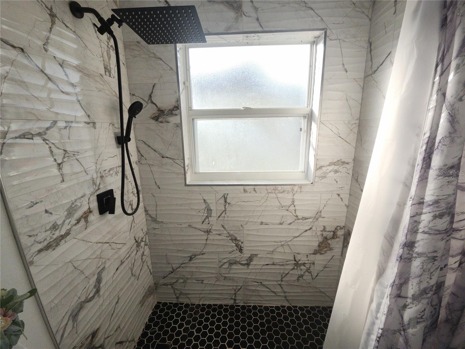 CRISTINA PH I - Residential