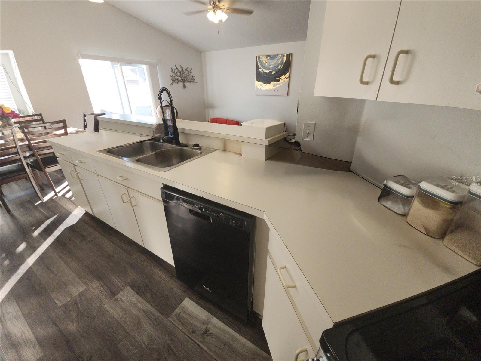 CRISTINA PH I - Residential