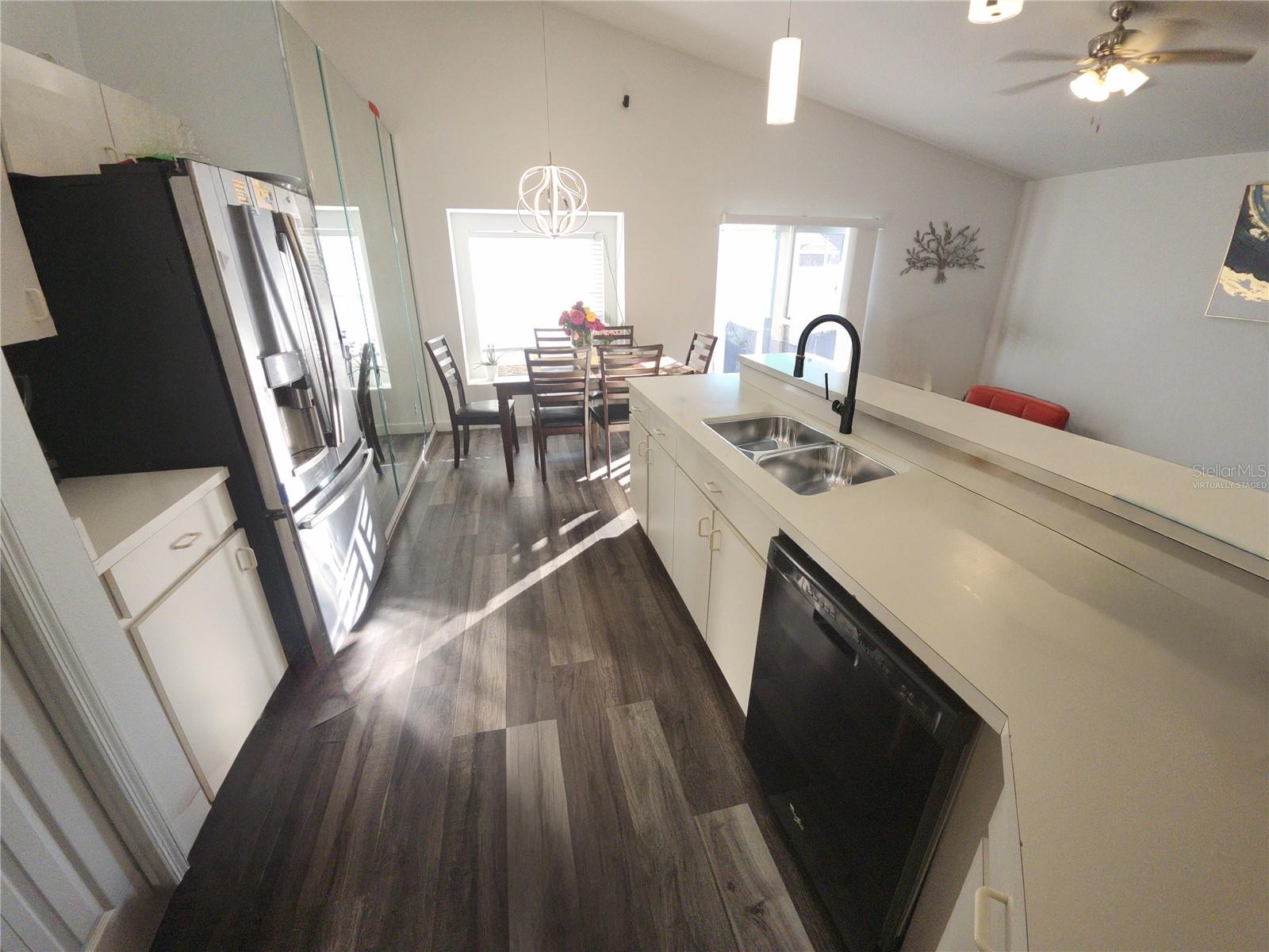 CRISTINA PH I - Residential