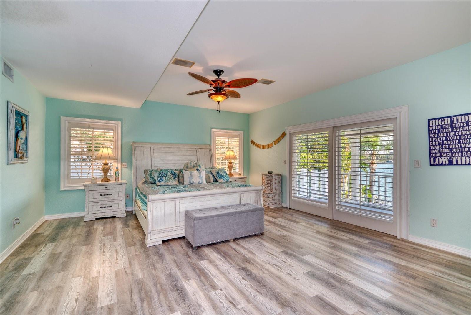 SUNSET BAY - Residential