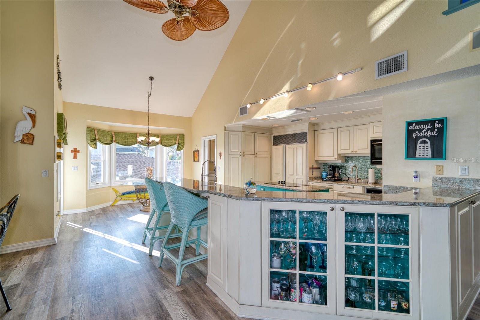 SUNSET BAY - Residential