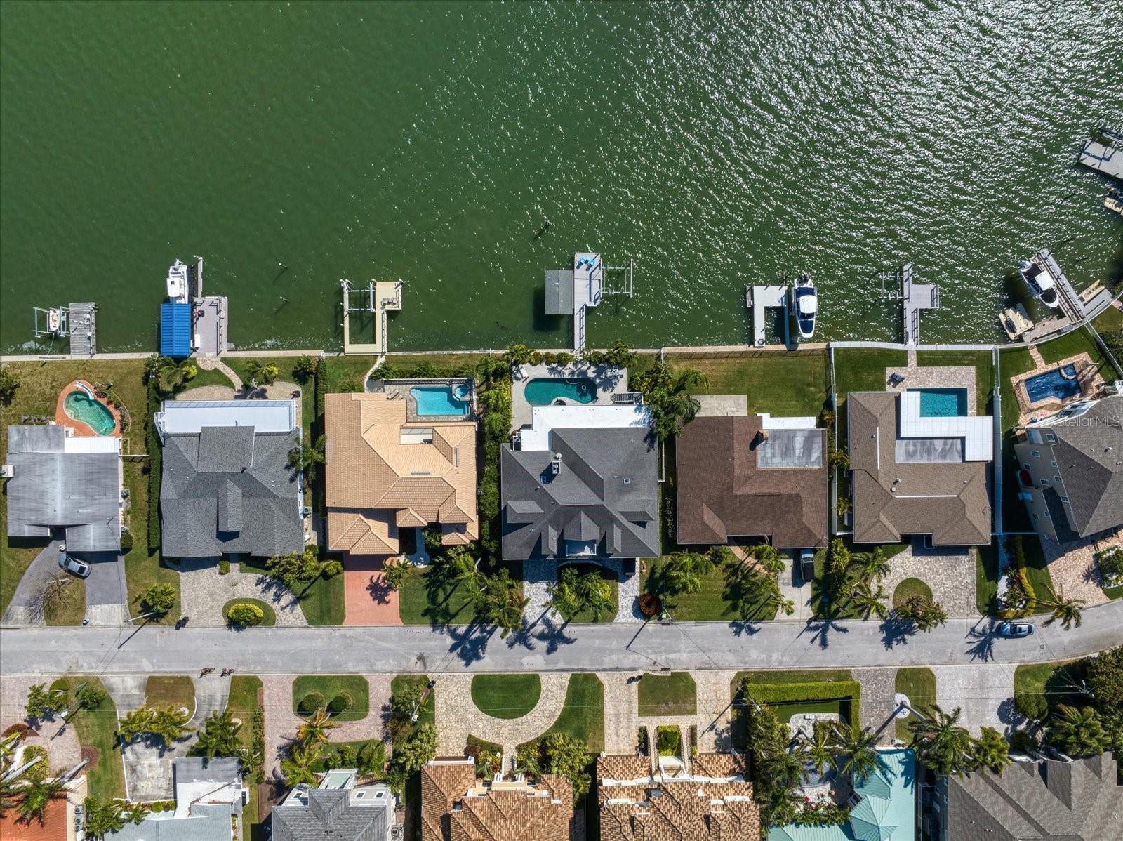 SUNSET BAY - Residential