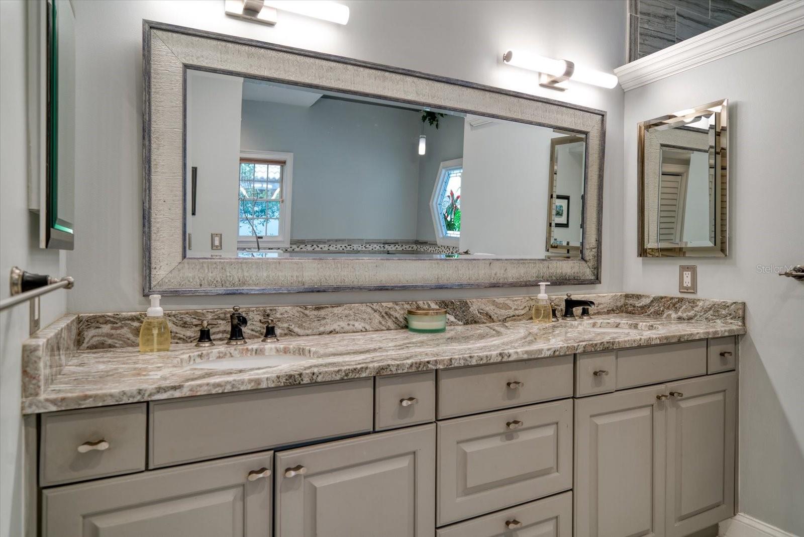 SUNSET BAY - Residential