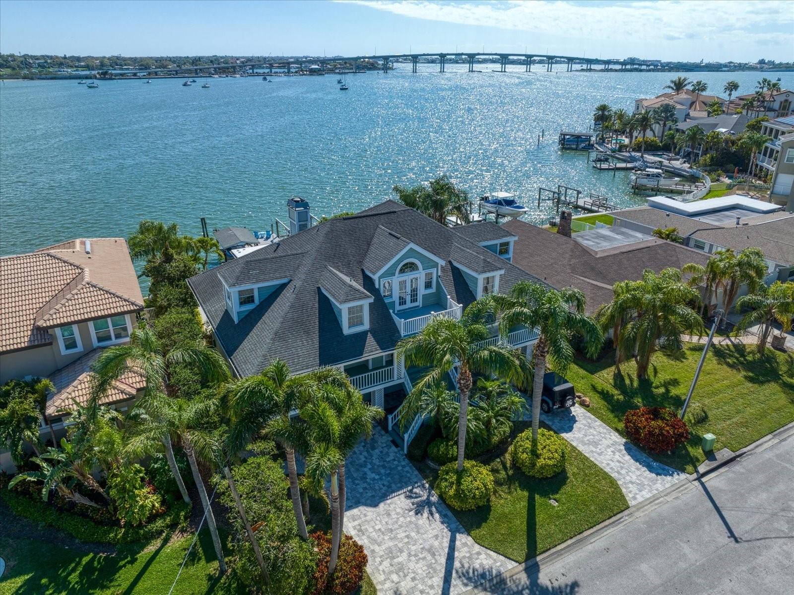 SUNSET BAY - Residential