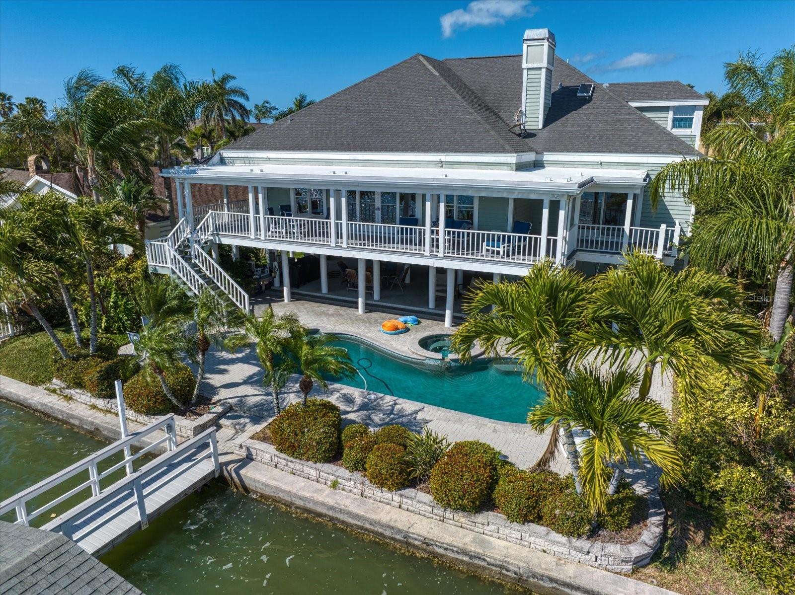 SUNSET BAY - Residential