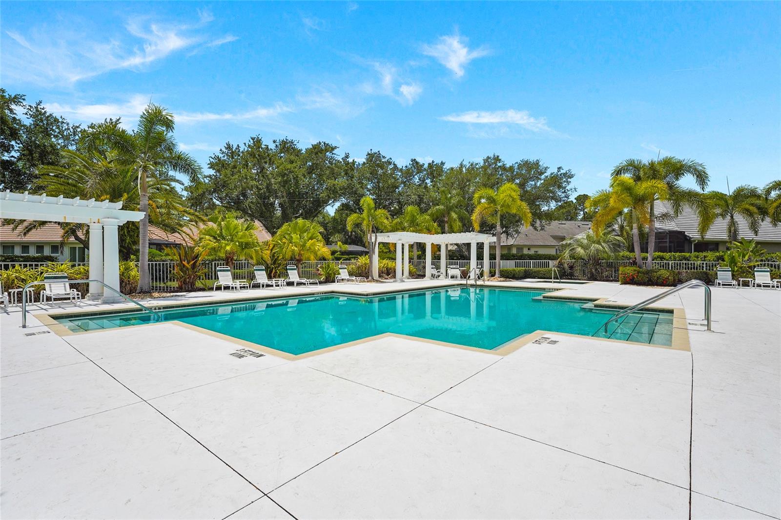 LAKEWOOD RANCH COUNTRY CLUB VILLAGE C 3 - Residential