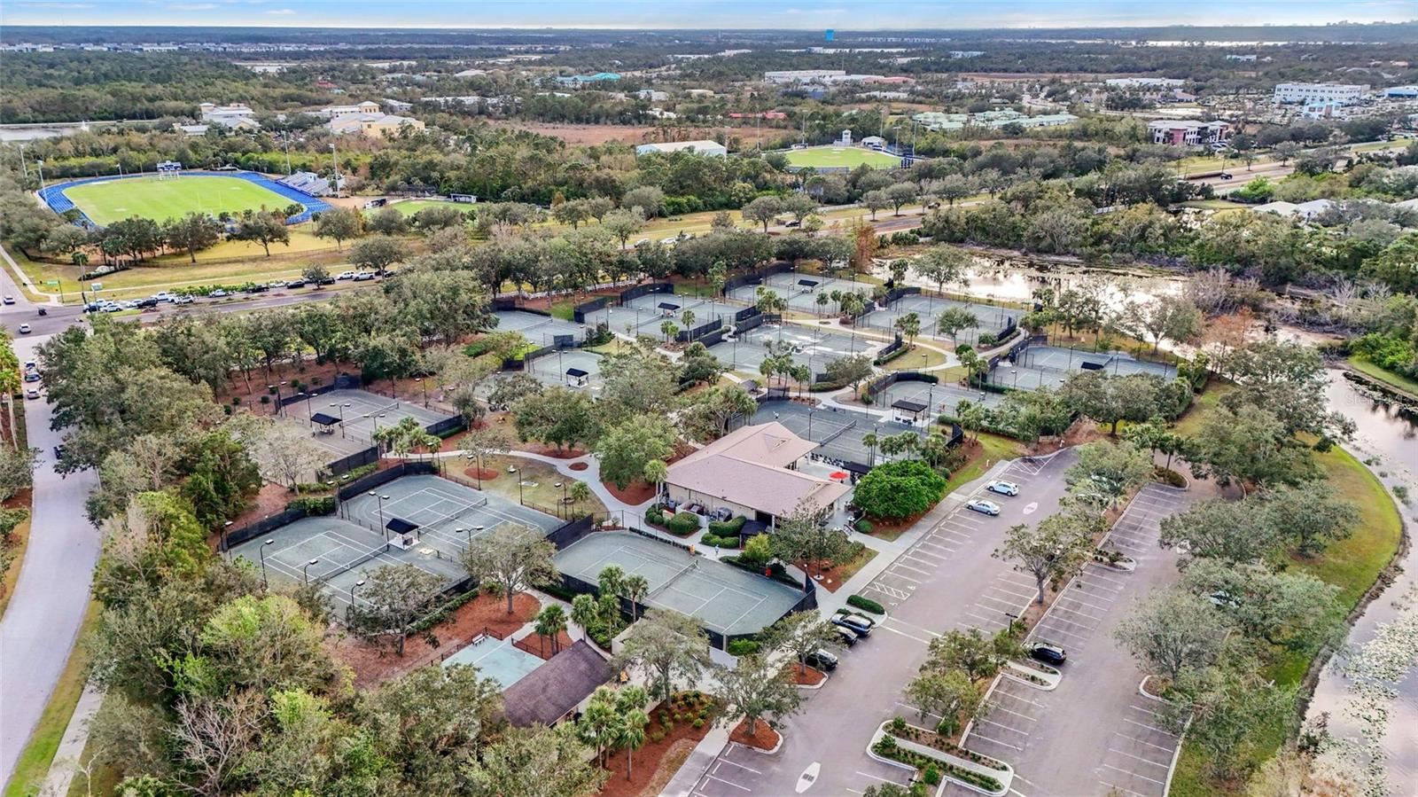 LAKEWOOD RANCH COUNTRY CLUB VILLAGE C 3 - Residential