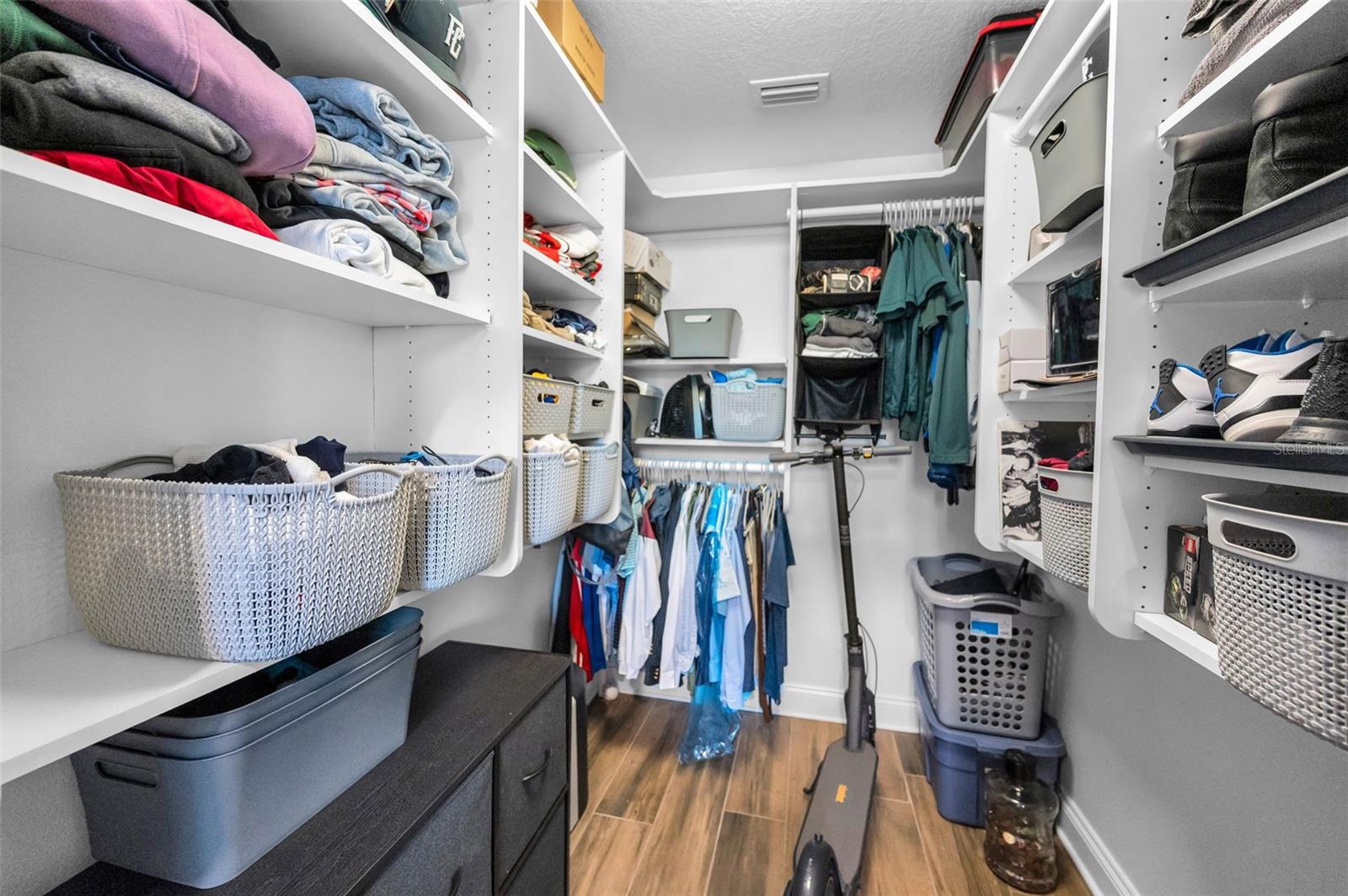 VITTORIA CONDO - Residential