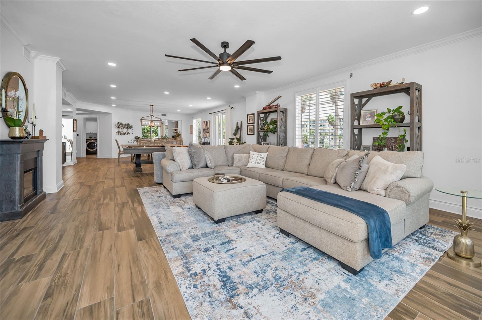 VITTORIA CONDO - Residential