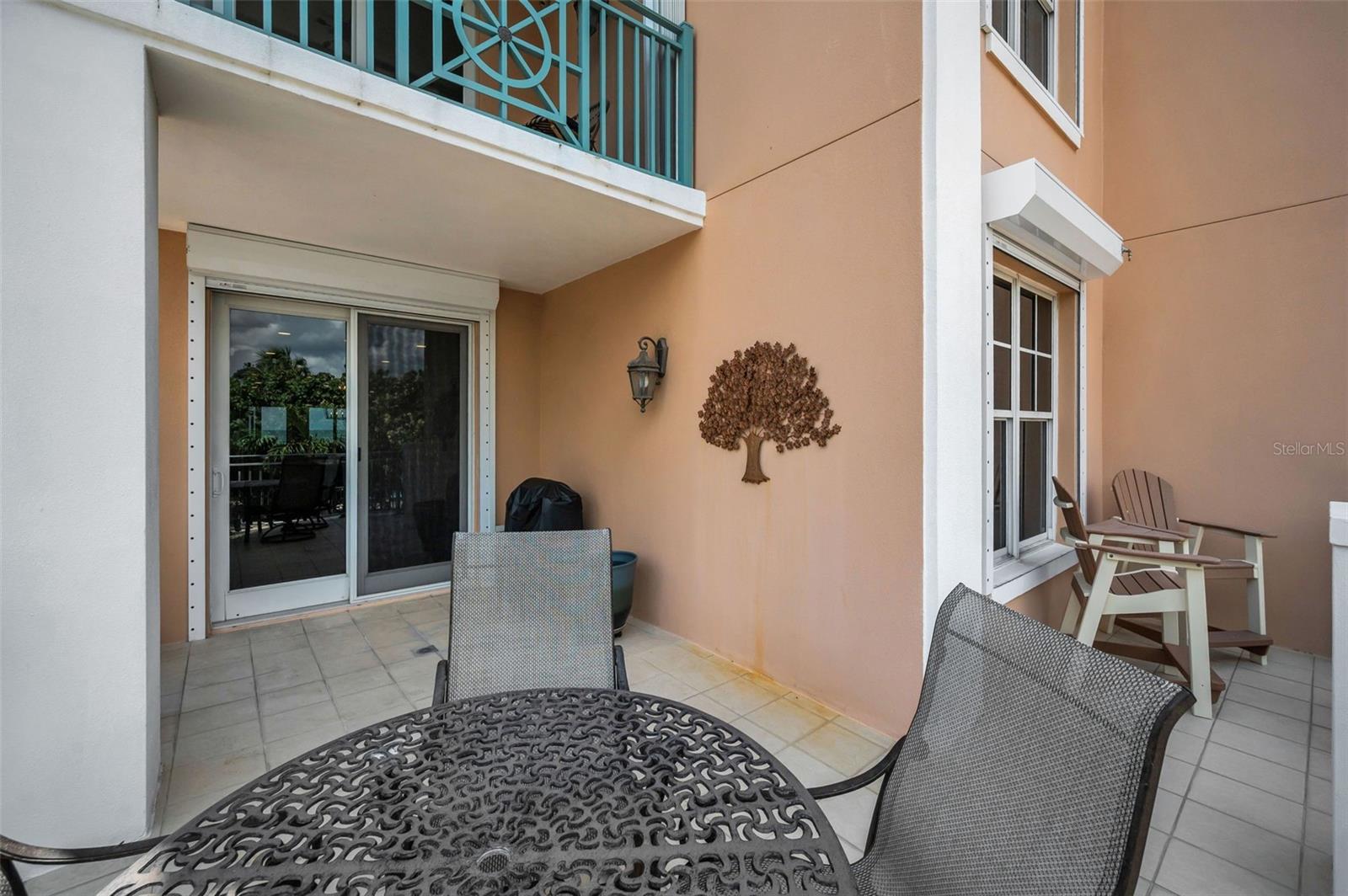 VITTORIA CONDO - Residential