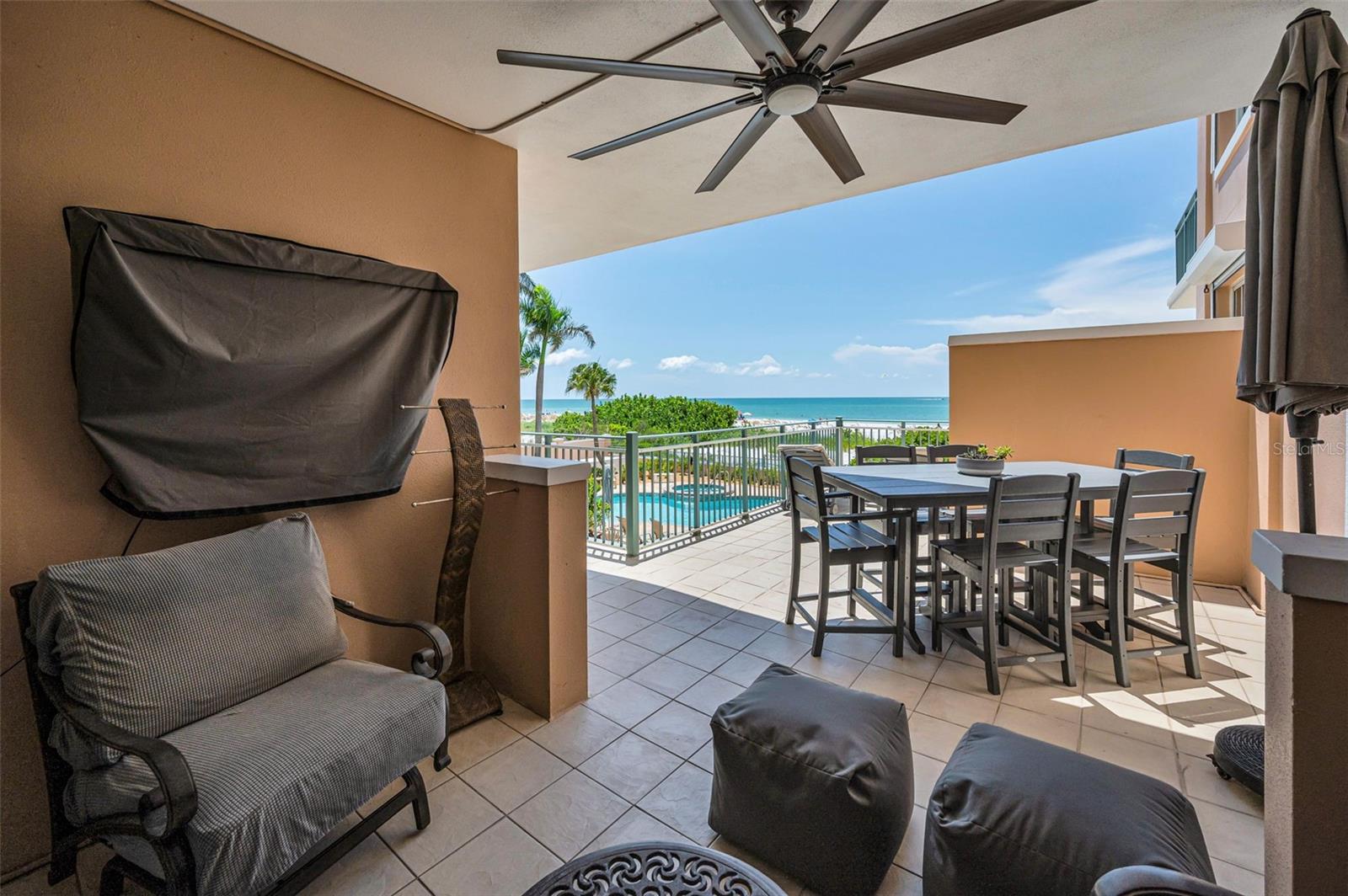 VITTORIA CONDO - Residential